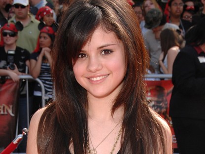 Nincs édesebb Selena Gomez gyermekkori halloweeni képénél - ki nem találnád minek öltözött