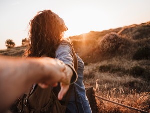 Neked milyen a kötődési stílusod? Lehet, hogy amiatt nem működik a párkapcsolatod