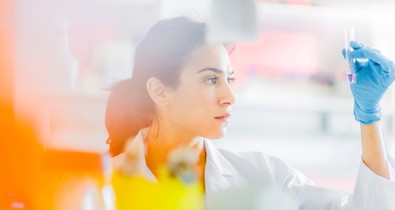 Lányok napja, április 22. – irány a műszaki és természettudományok, meg az informatika világa!