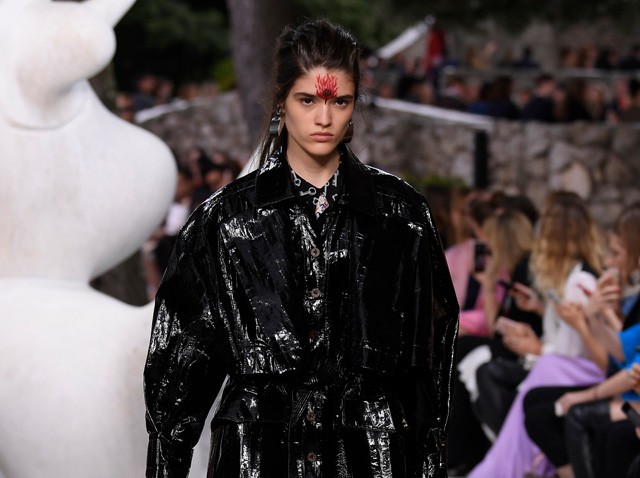 Louis Vuitton 2018-as cruise show