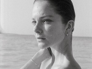 Nincsenek szavak, milyen szexi aktfotók kerültek elő Mihalik Enikőről