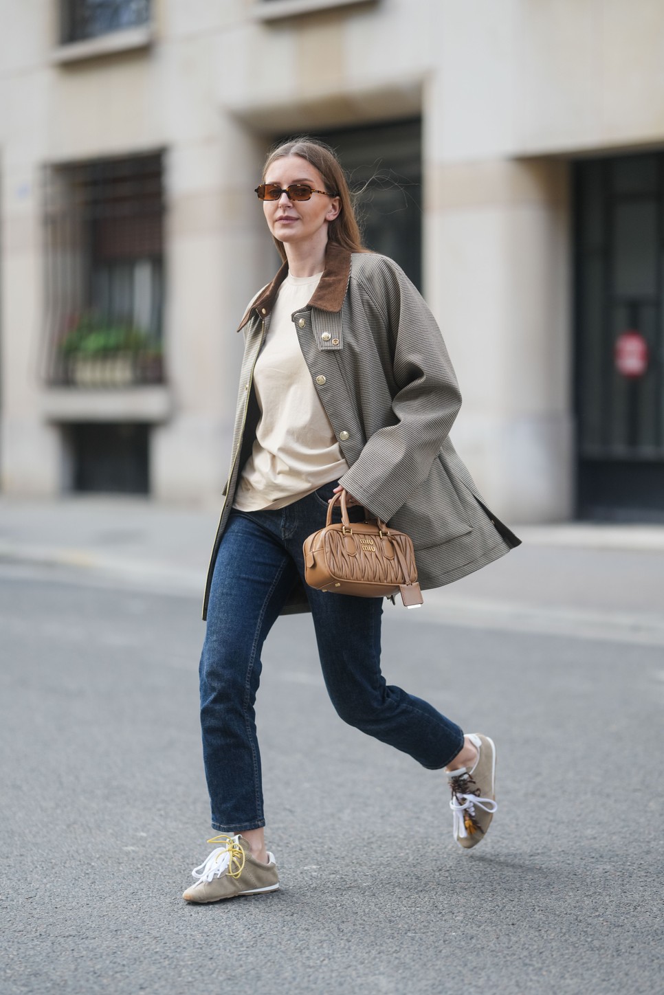 A munkaruházat ihlette tavaszi kabátok egy újfajta sikkel robbantak be a divatvilágba