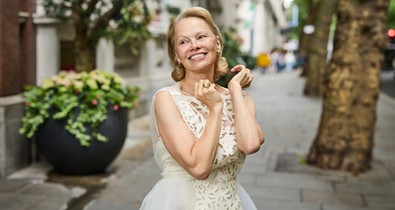 Ő lenne Pamela Anderson új párja? Híres kollégájával látták távozni egy szállodából