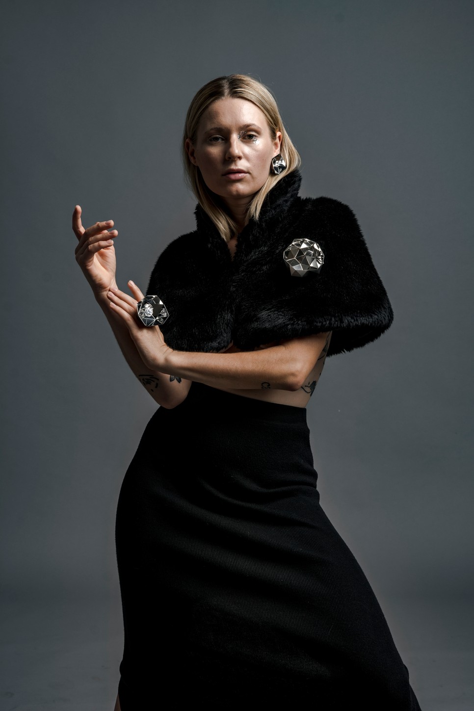 Ékszerbe zárt reflexiók - Ismerd meg Kocsor Eszter Sára ékszertervezőt