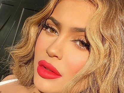 Nem hinnéd: ilyen rövid most Kylie Jenner haja valójában 