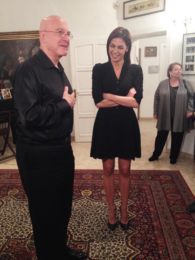 Ilan Mor nagykövet úr köszönti az ünnepeltet