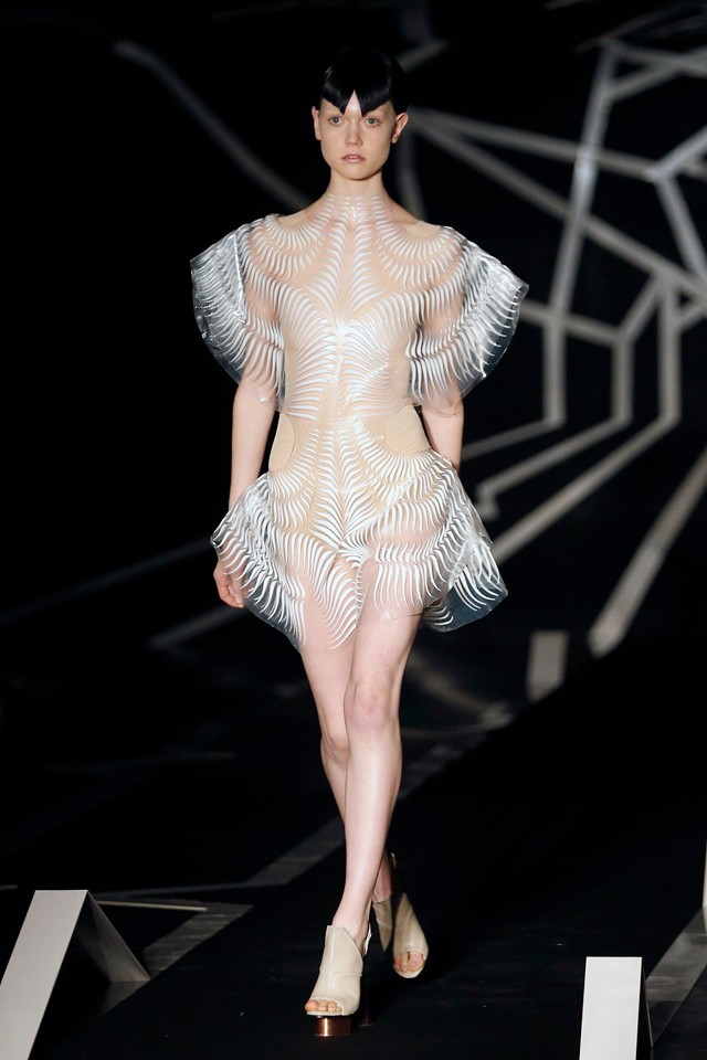 Iris Van Herpen 2017