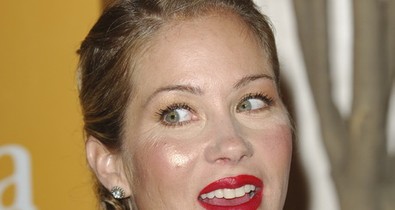 Christina Applegate nagyon rosszul sikerült plasztikai beavatkozása