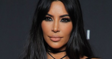 Micsoda ritka pillanat: Kim Kardashian smink nélkül az utcán!