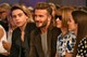 Brooklyn Beckham itt apja, David Beckham, valamint Anna Wintour társaságában látható anyja, Victoria Beckham 2017 tavaszi–nyári kollekciójának New York-i bemutatóján, 2016 szeptemberében.