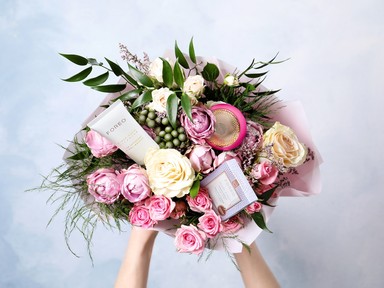 Bőrápolás érett bőrre ‒ találd meg a tökéletes ajándékot anyák napjára a FOREO-val!