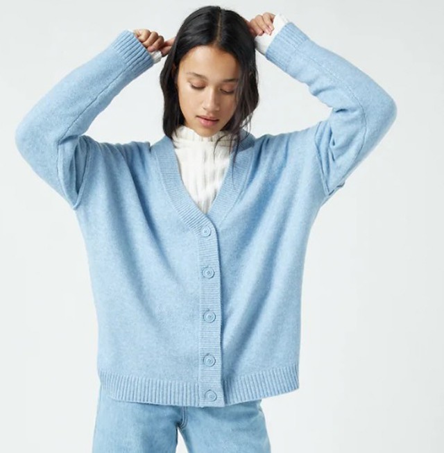 Kék, lágy szövetű, kötött kardigán PULL AND BEAR 7 995 Ft