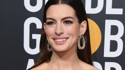Anne Hathaway a legdögösebb leopárd volt a vörös szőnyegen