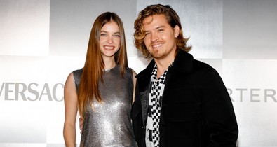Dylan Sprouse olyan gyönyörűen beszélt Palvin Barbaráról, ahogy arról minden nő álmodik, egyszerűen elolvadunk a vallomásától