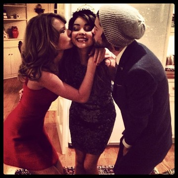 Sarah Hyland az idén Taylor Swifttel ünnepelt.