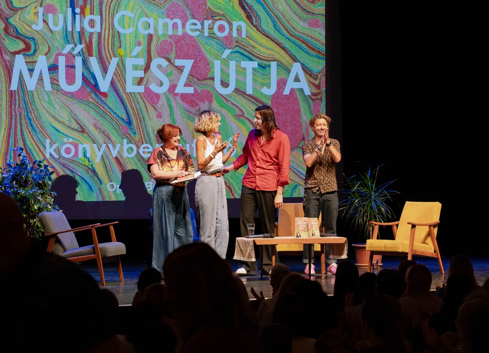 Izgalmas beszélgetést szervezett az Open Books kiadó Julia Cameron A művész útja című könyv hazai könyvbemutatóján