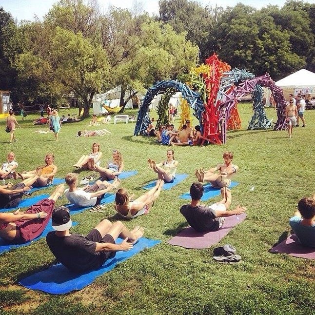 Kezdd a napot egy frissító jógával!