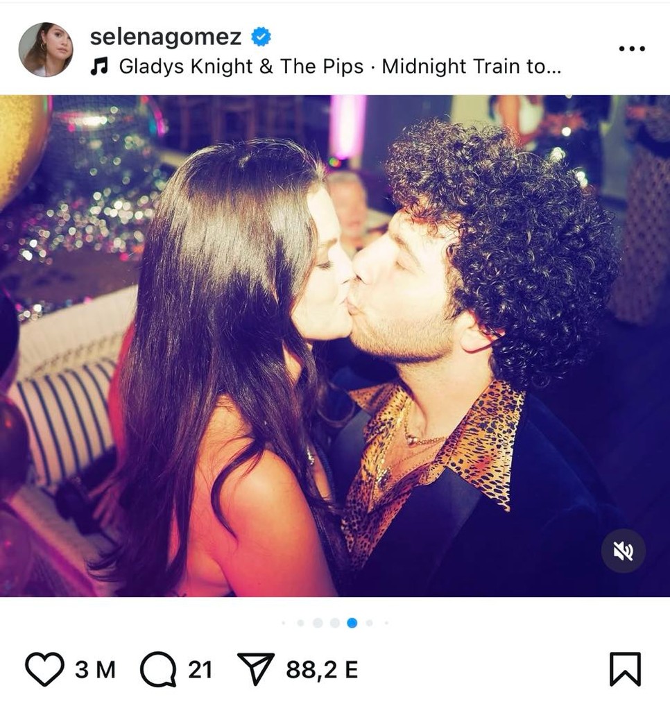 Csók a születésnaposnak: Benny Blanco és Selena Gomez boldogabbak, mint valaha