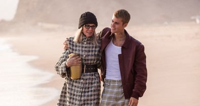 Justin Bieber történelmet írt: Legújabb klipjében Diane Keaton szerepel