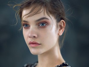 Palvin Barbara kiállítási tárgy lett