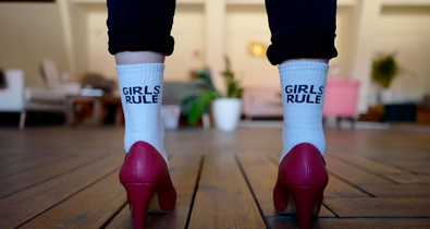 „A feminizmus egy szekta, csináljunk inkább lányokról meztelen fotókat!” - Na ezért fontos a nők szava a technológiában!