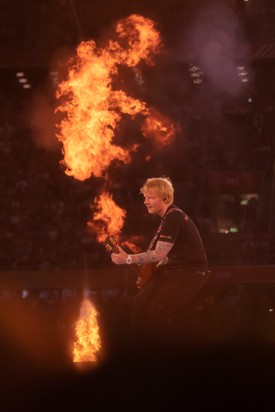 Az Ed Sheeran koncerten látványos showelemek tették még emlékezetesebbé az estét