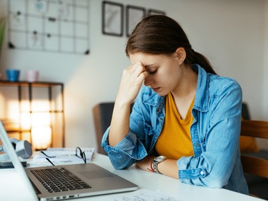 Bele lehet fáradni a munkakeresésbe, sőt, ki is lehet égni benne – A job search burnout jelenség létezik, és nem válogat