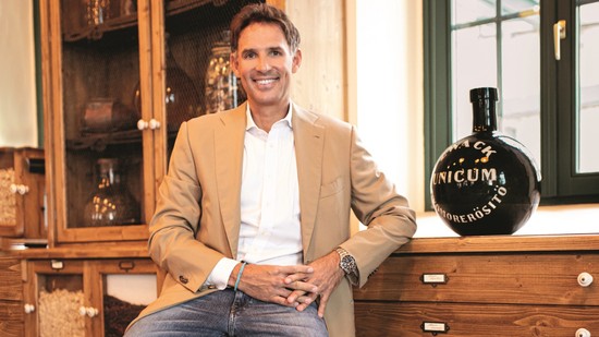 UNICUM: Egy márka, ami a büszkeséget és a családot jelenti - interjú Zwack Sándorral