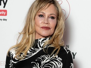 Ismét elájultunk: elképesztő, ahogy a 63 éves Melanie Griffith kinéz