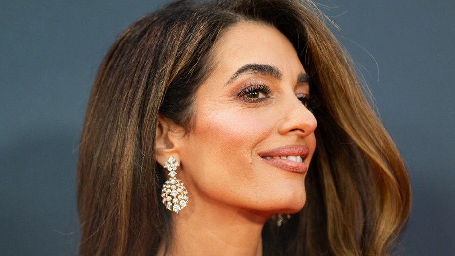 Amal Clooney ezúttal is álomszép volt