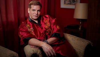 Hat dolog, ami miatt mindenkinek ajánljuk Kajdi Csaba Cyla könyvét