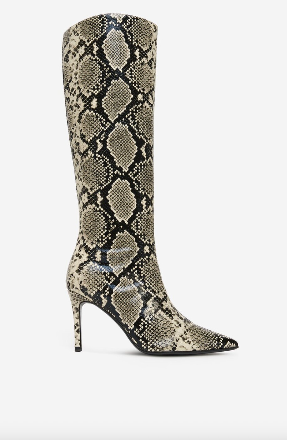Pitonmintás bőrcsizma EVA MINGE - CCC 64 995 Ft GLAMOUR-napokon 45 496 Ft