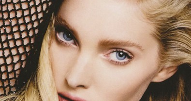 Catwalk Queen: Elsa Hosk, a szexi kosaras csaj