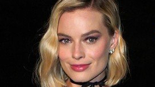 Elképesztően hasonlít Sharon Tate-re Margot Robbie az új filmjében