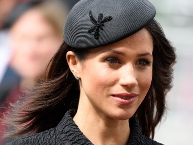 Na, ne! Ilyen komor ruhában sem láttad még soha Meghan Markle-t!