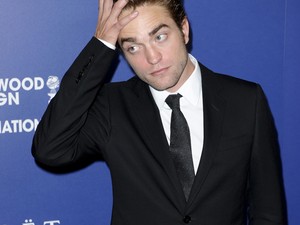 A Twilight sztár szívét meghódította a különc popsztár