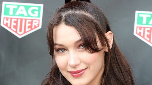 Legszívesebben lelopnánk Bella Hadidról ezt a pajkosan szexi ruhát