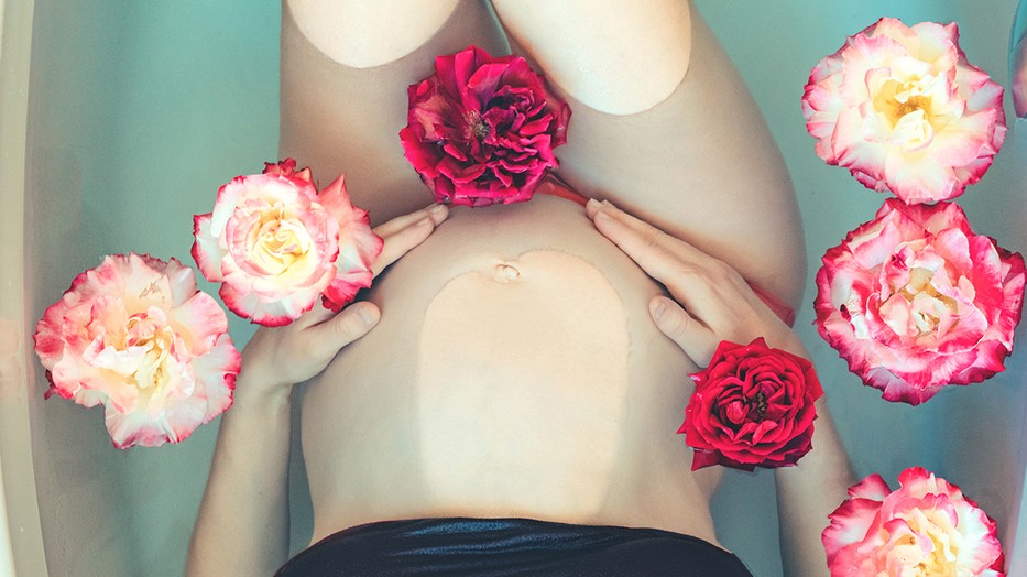 Minden nő álma, hogy biztonságos körülmények között, a lehető legjobb ellátást kapva hozza világra a babáját - de vajon mennyibe kerül egy magánklinikán való szülés?