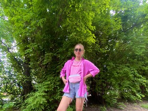 Szécsi Böbe énekesnő, dalszerzőt köszöntheted az eheti Gardróbnaplóban