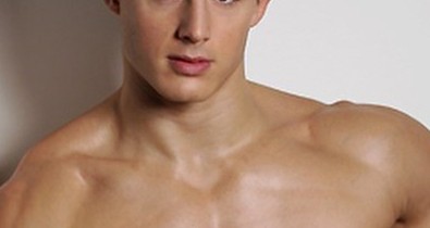 Ez a pasi a világ legszexibb matektanára, a hasizmától elájulsz!