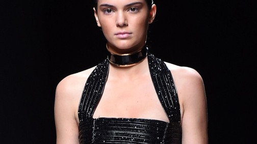 Mennyi? Kendall Jenner megtisztul