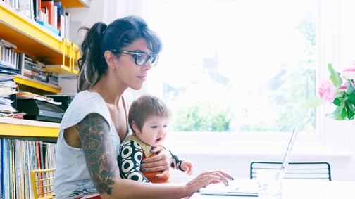 „Munka vagy család?” - Választás, ami elé főként a nőket állítják