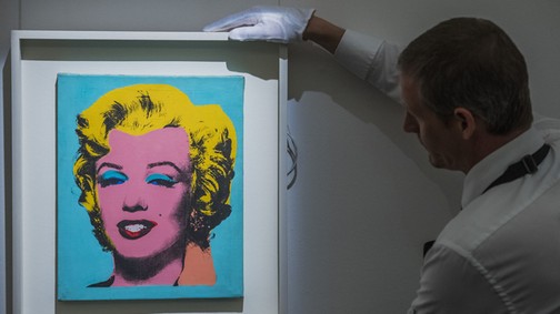 Leesik az állad ettől a sminktől!