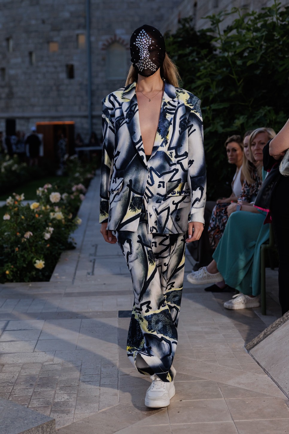 A Lozar márkát Réka Nagy-Papp Henriett-tel közösen alapította 2017-ben, azonban 2025-től saját maga vezeti tovább