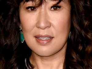 Ez a frufru olyan szörnyű, hogy még a világ legszebb nőjének is rosszul állna