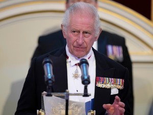 Károly király ezt az egy dolgot hiányolta koronázása napján