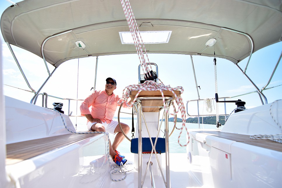 5 csillagos élményhajózás a Balatonon a Four Seasons hotel vitorlásán