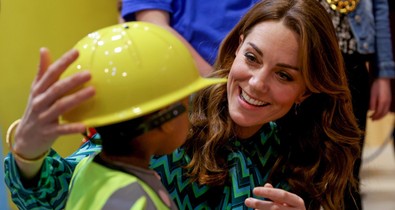 Kate Middleton tökéletes laza elegáns blúzt viselt a titkos birminghami látogatásán