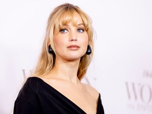 Hatalmasat nőtt Jennifer Lawrence babapocakja: friss fotók készültek a várandós színésznőről