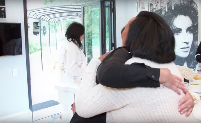 Kris Jenner és a béranya